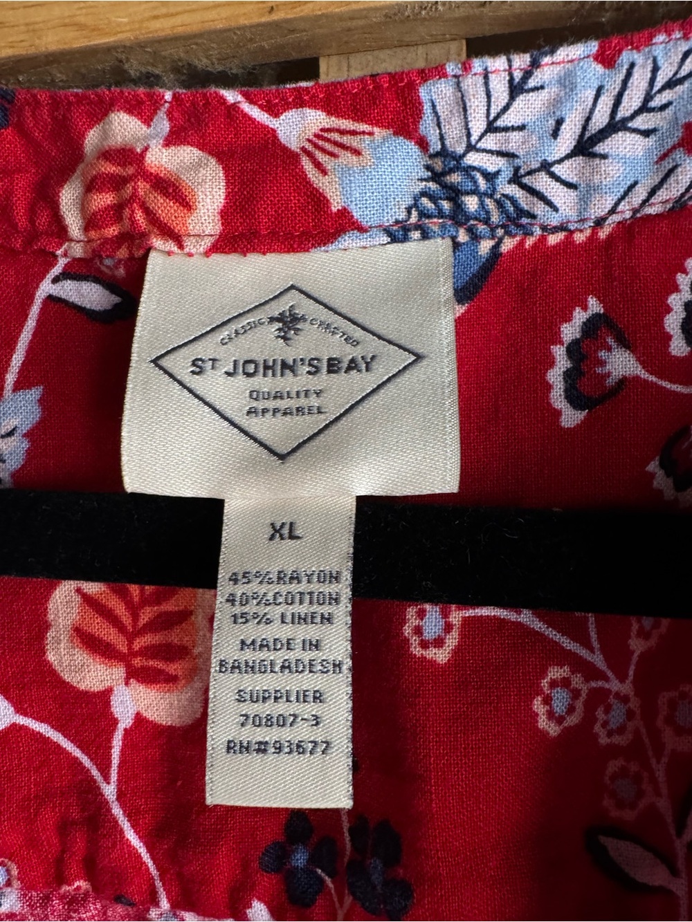 St. John's Bay Red White & Blue Floral V-Neck Mini Dress - Picture 4 of 9